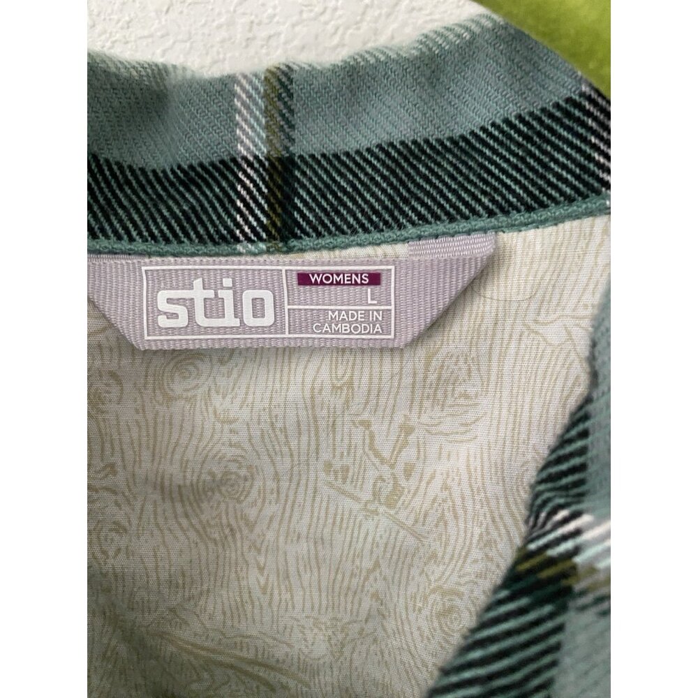 Stio Women’s Size large plaid Heavy flannel unlined jacket - Picture 9 of 11